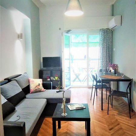 Colorful Apartment 5 Minutes Walk From Acropolis Афины Экстерьер фото