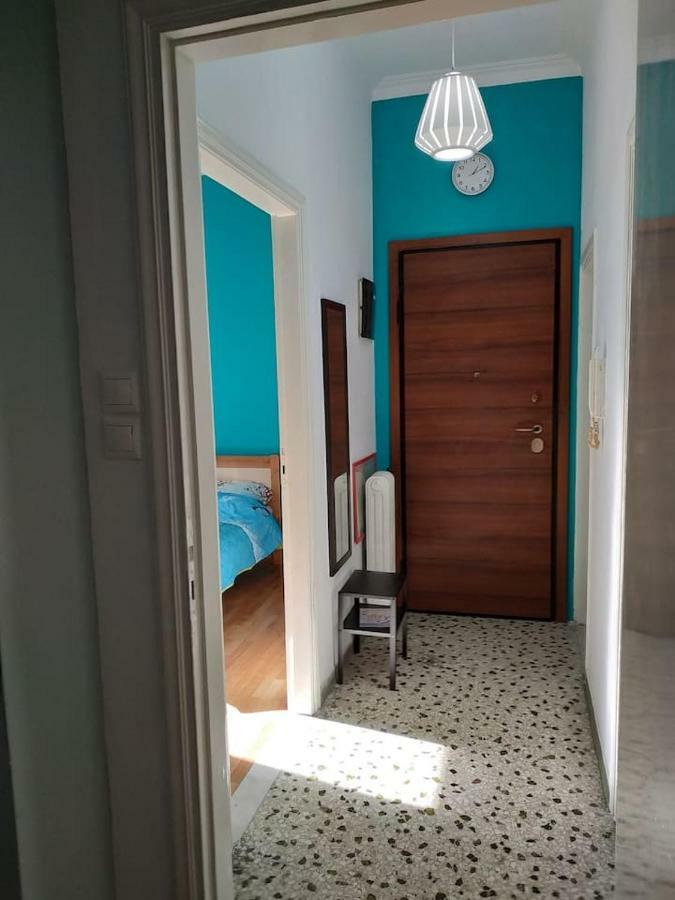 Colorful Apartment 5 Minutes Walk From Acropolis Афины Экстерьер фото